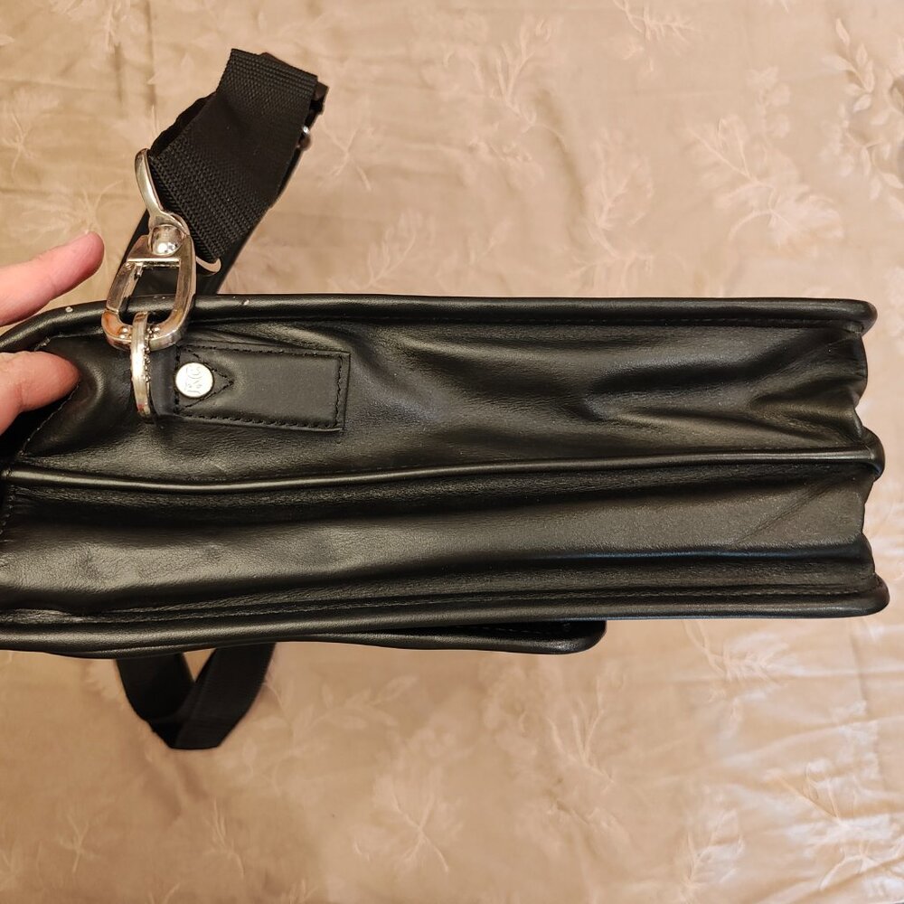 Kenneth Cole Reaction Briefcase 521885, Excellent Used Condition! (EUC) - Picture 5 of 14